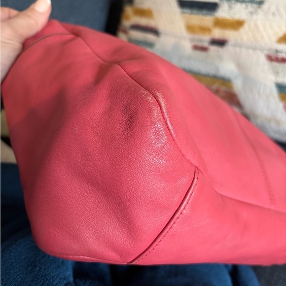 Coach East West C1078-F15147 Salmon Pink Pleated Leather Satchel EUC - Picture 7 of 12